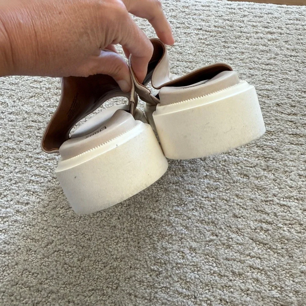 Miz Mooz‎ PLYMOUTH Women 41 Beige Leather Lug Sole Slide Sandals 9.5-10